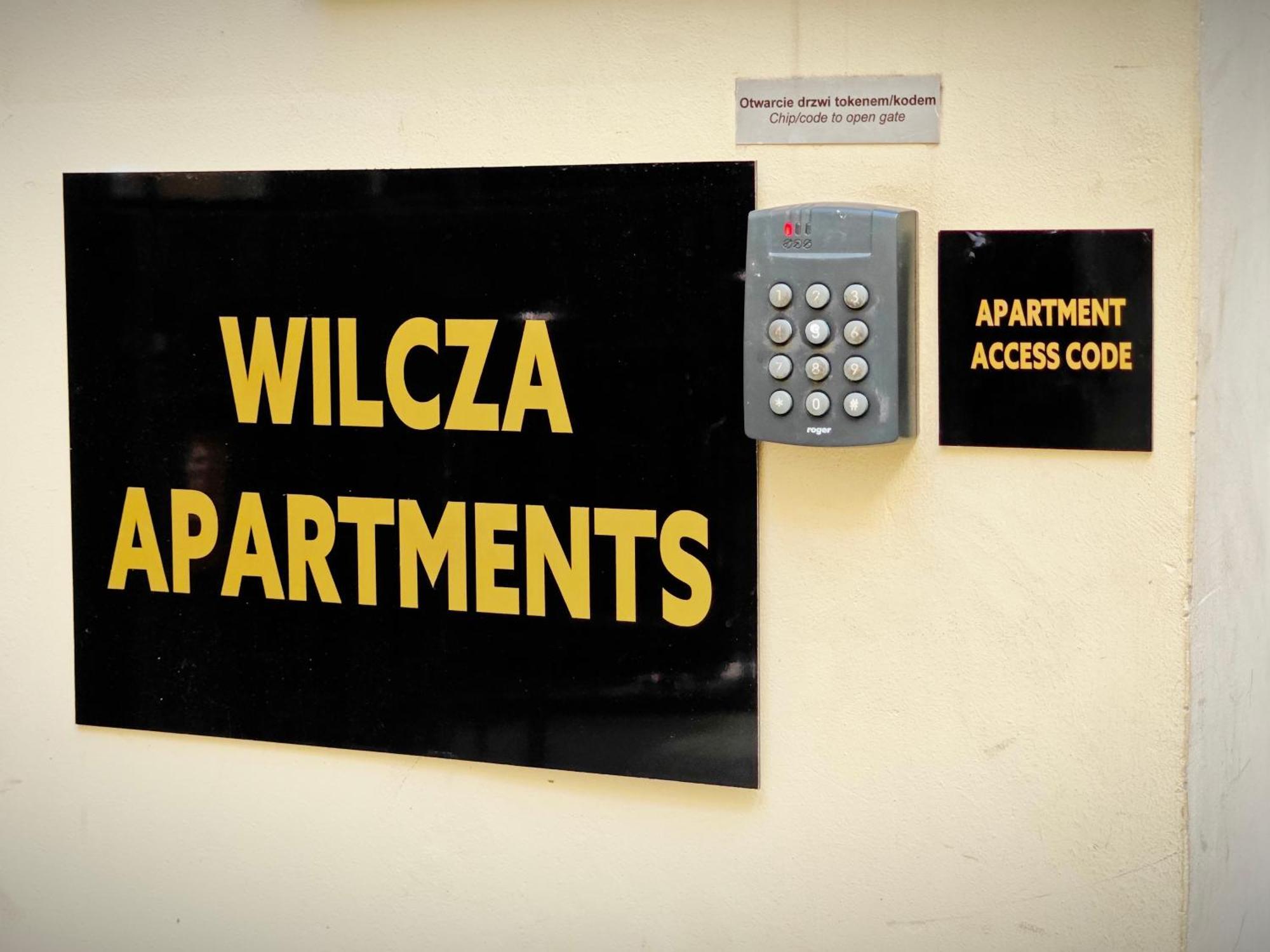 Apartamenty Wilcza - City Center Varşovia Exterior foto