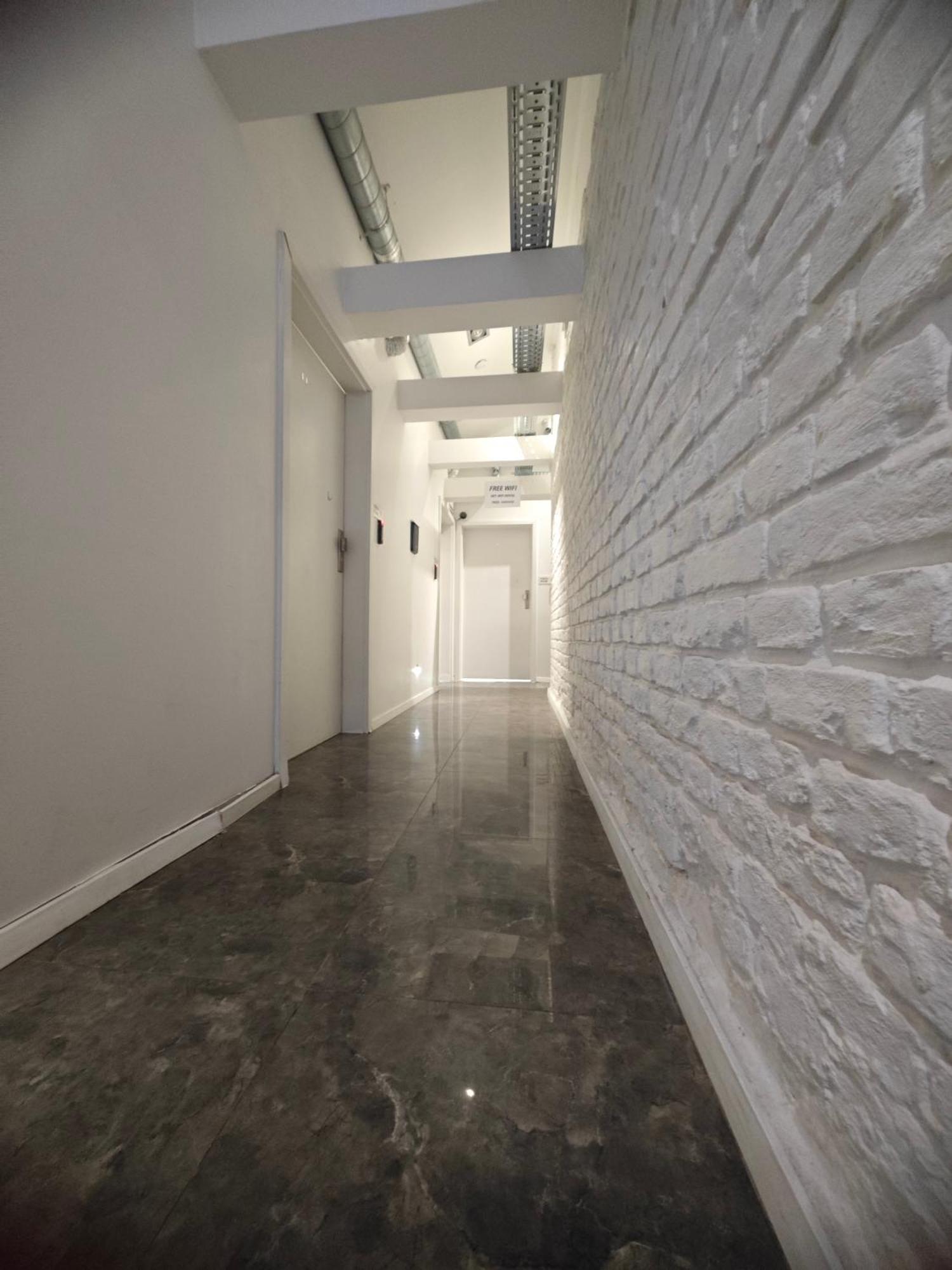 Apartamenty Wilcza - City Center Varşovia Exterior foto